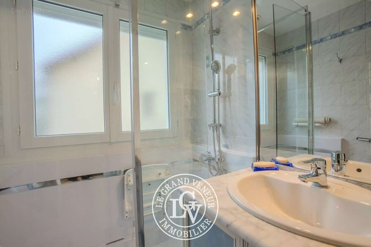 Maison à BOISSISE-LE-ROI