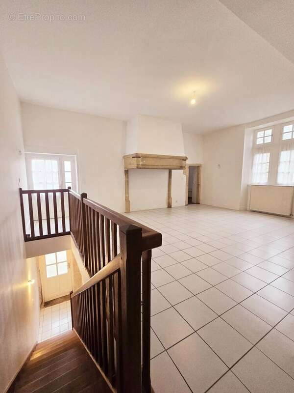 Appartement à ANSE