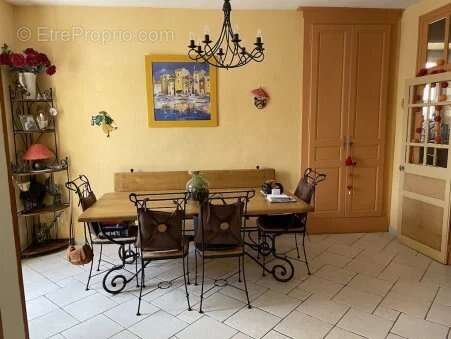 Magnifique maison de maître dans un beau village médiéval - photo 5