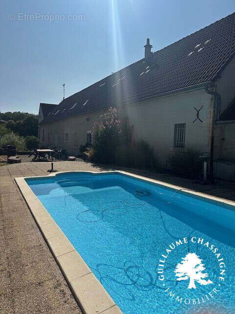 Maison 512 m² à Issoudun  - photo 7