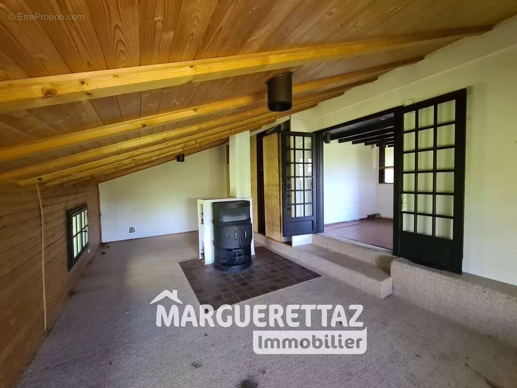 Maison à PEILLONNEX