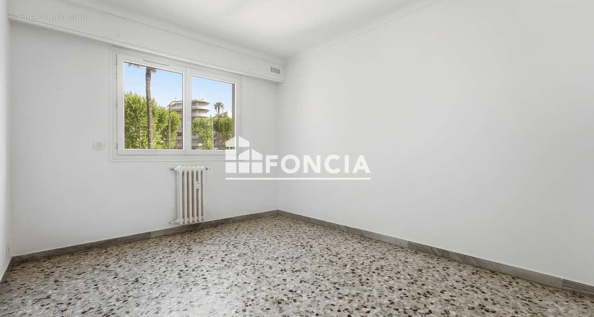 Appartement à LE CANNET