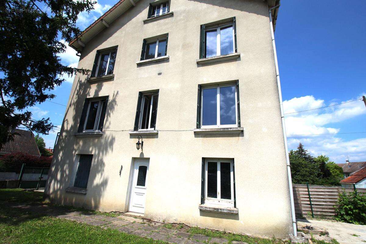 Maison à VILLEPREUX
