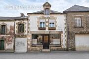Maison à SAINT-CARADEC-TREGOMEL