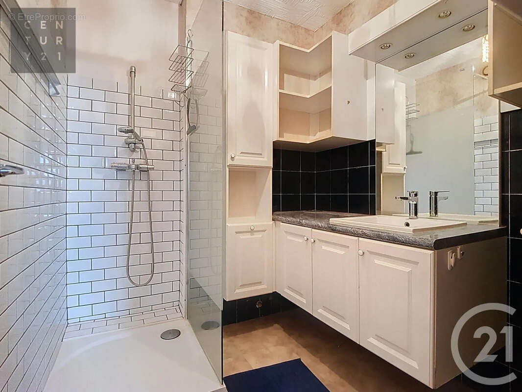 Appartement à SAINT-ANDRE-LES-VERGERS