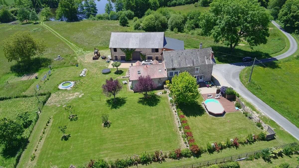 Maison à BUSSIERE-GALANT