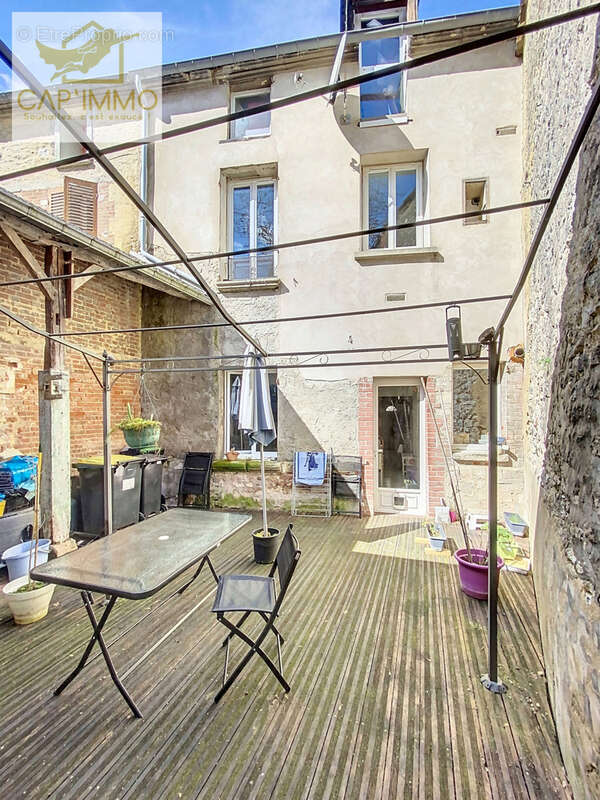 Appartement à MAGNY-EN-VEXIN