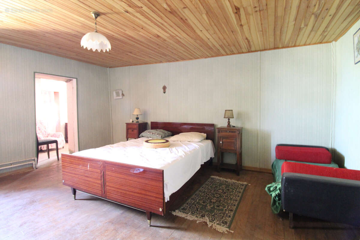 Maison à MOUNES-PROHENCOUX