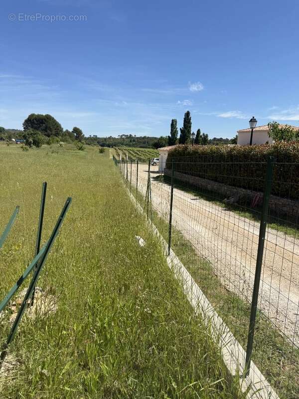 Magnifique terrain de 3600m² plat proche Saint MAXIMIN avec permis de construire purgé de tous recours - photo 10