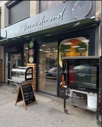 Commerce à SIX-FOURS-LES-PLAGES