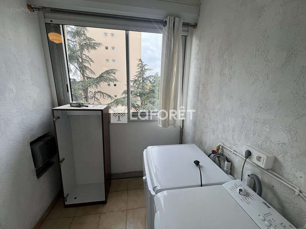 Appartement à SALON-DE-PROVENCE