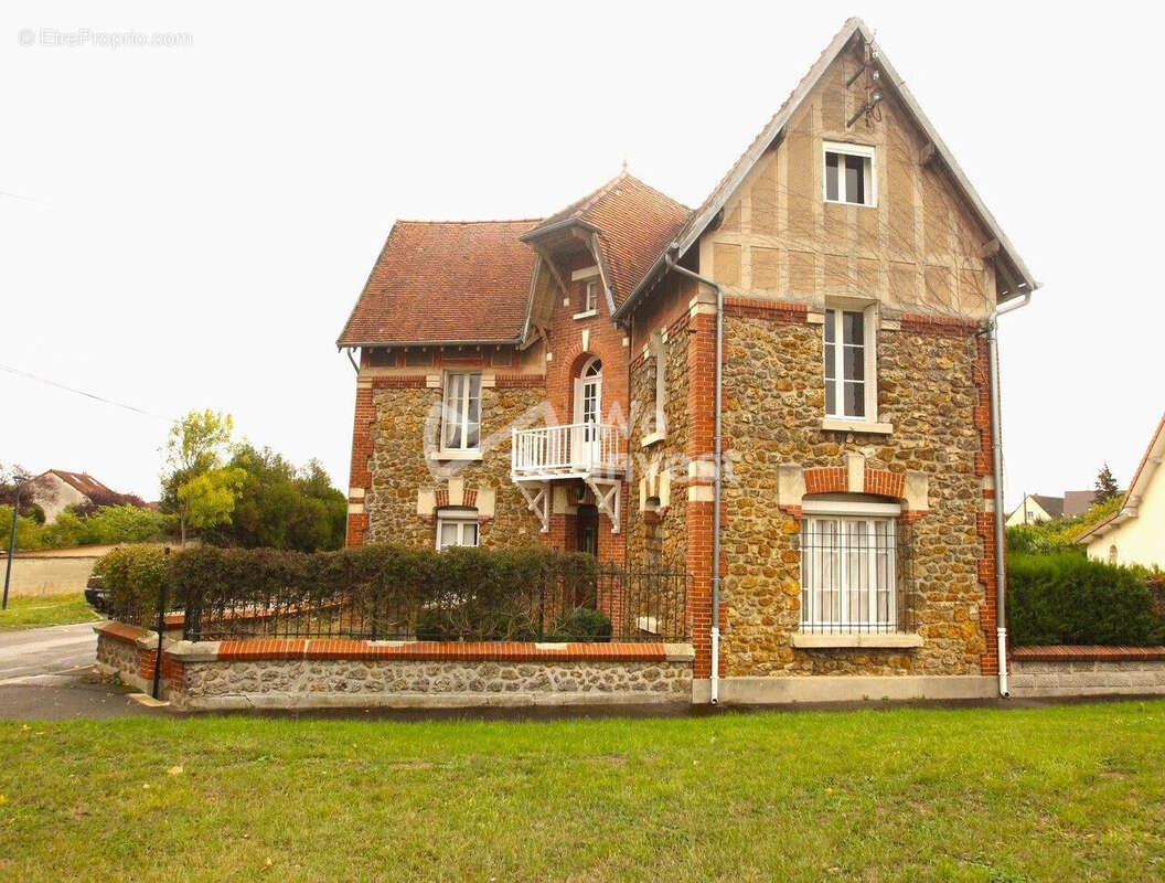 Maison 150 m² à Soissons  - photo 6