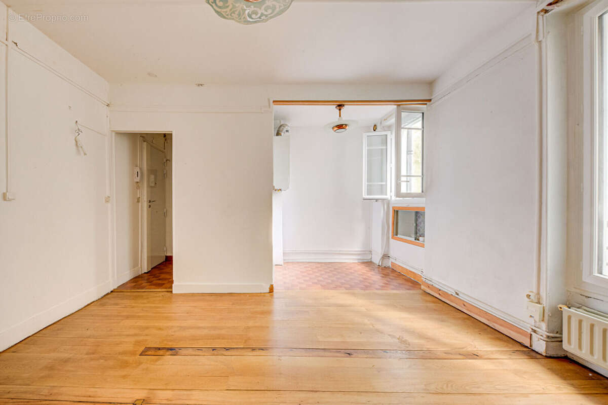 Appartement à PARIS-19E