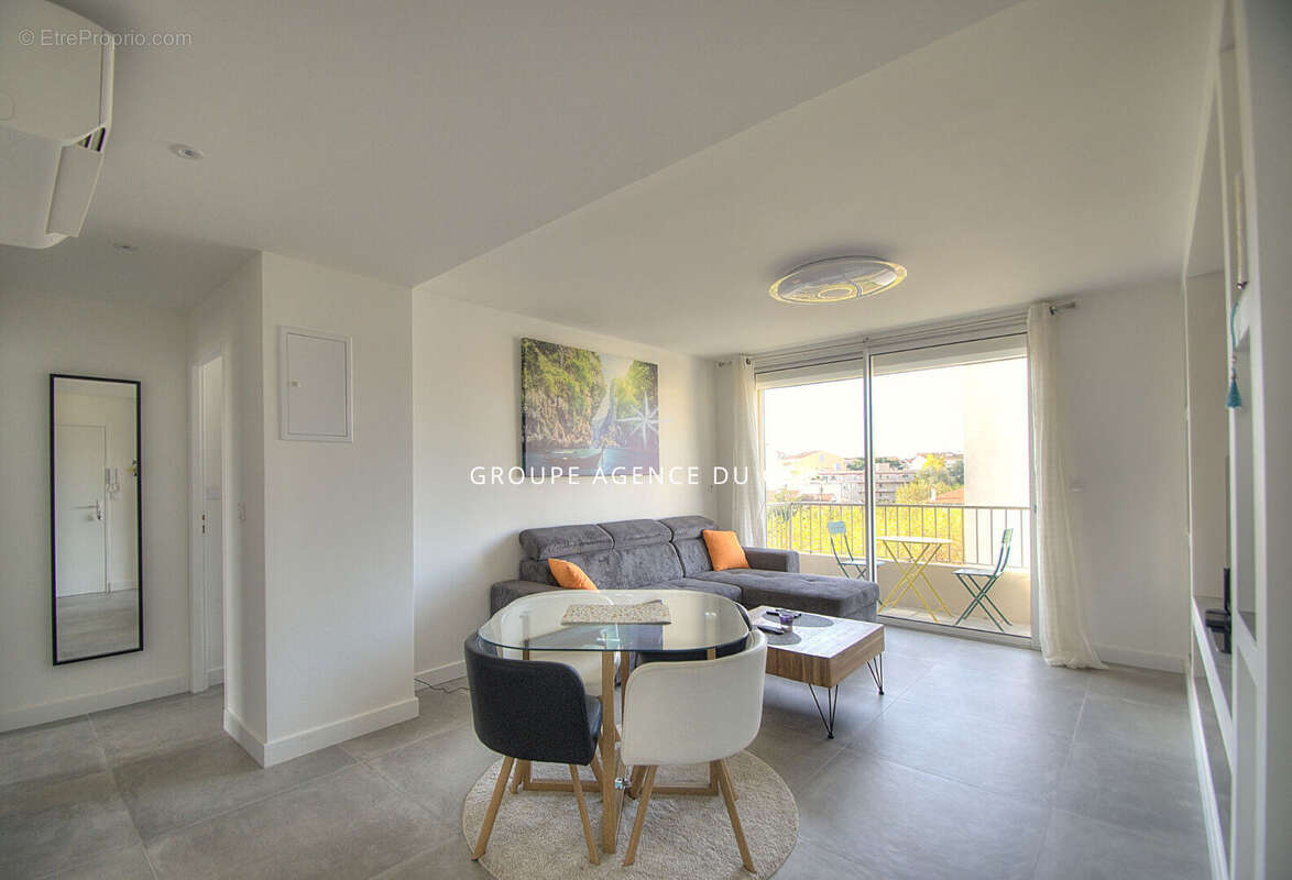 Appartement à SAINT-RAPHAEL