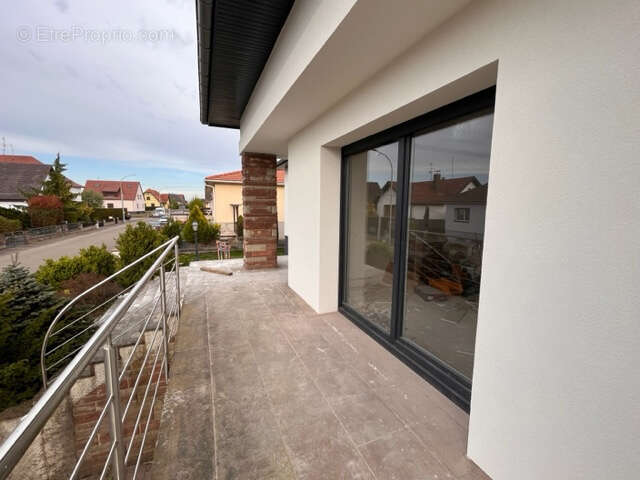 MAISON VALFF à 5 minutes d'OBERNAI - 233 m2 sur 6.65 ares - 499.900€ FAI - photo 3