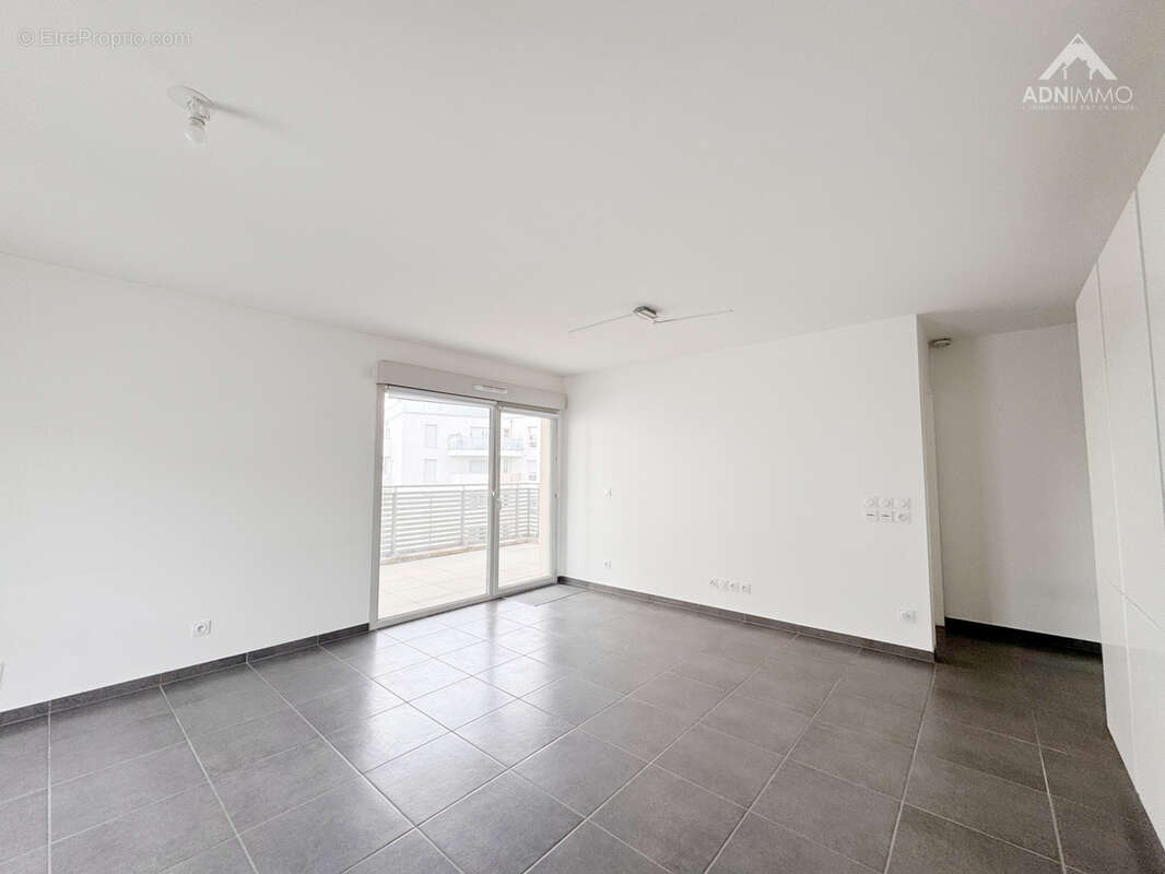 Appartement à SAINT-GENIS-POUILLY