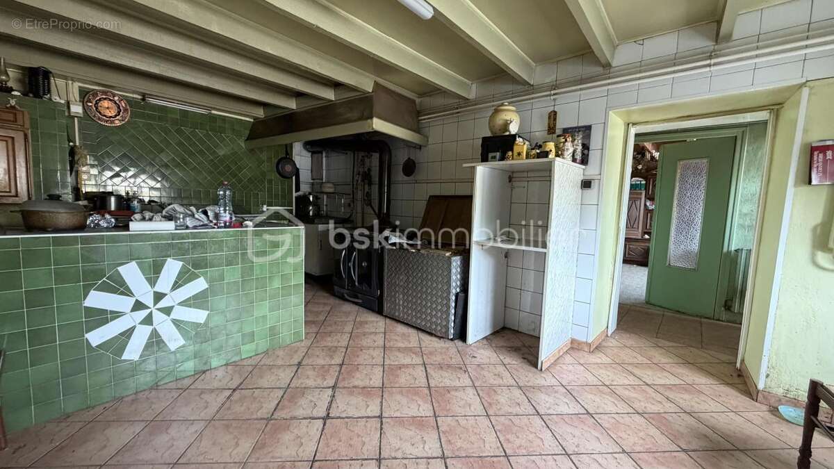 MONTRIGAUD / VALHERBASSE - Maison mitoyenne à rénover 128 m² - photo 6