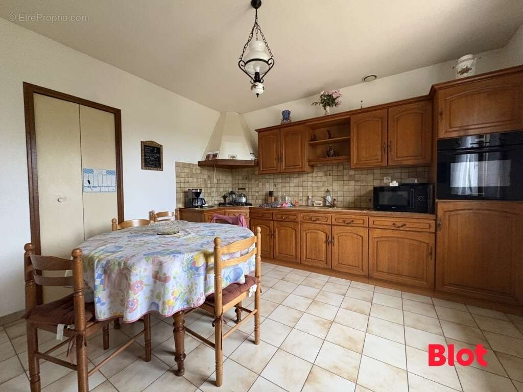 Maison à BEDEE