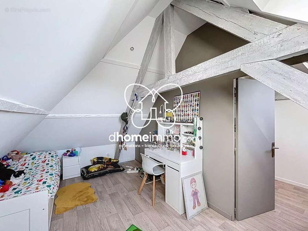 Maison à RAIMBEAUCOURT