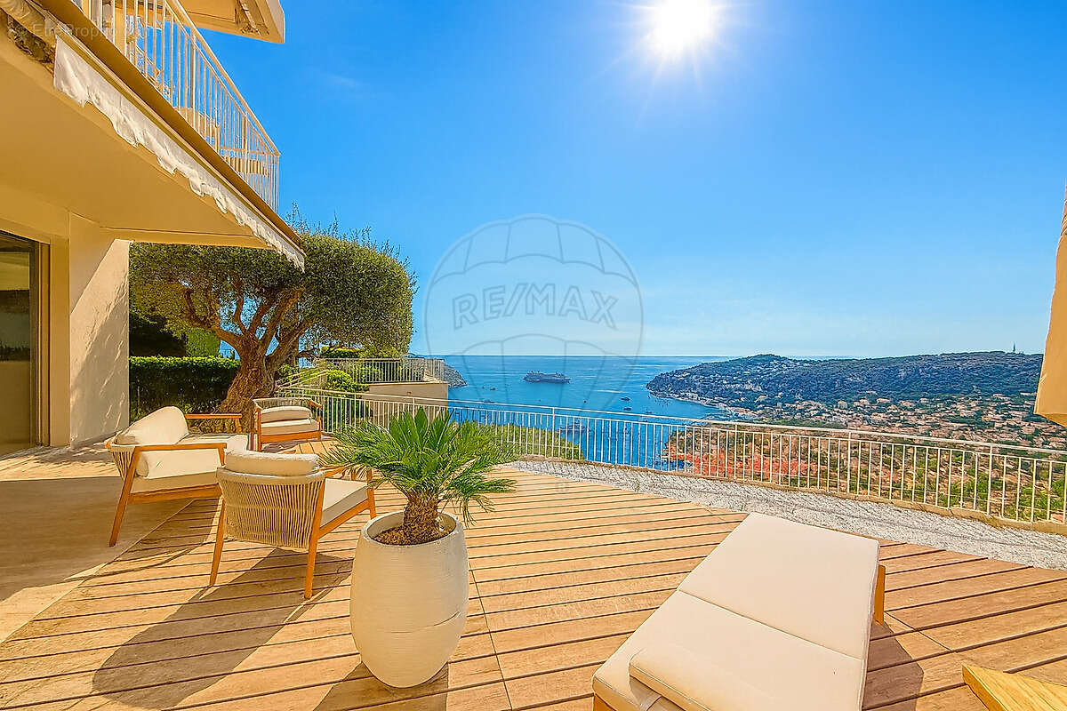 Appartement à VILLEFRANCHE-SUR-MER