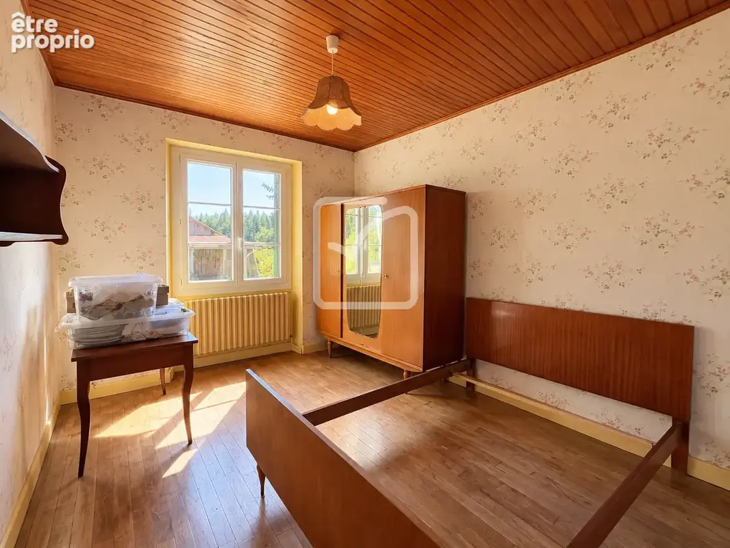 Maison de plain-pied avec grande veranda et nombreuses dependances - photo 6