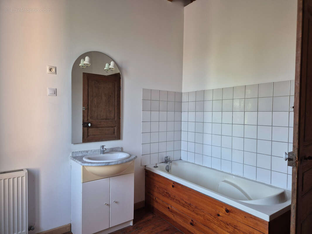 Maison à PONT-SAINT-ESPRIT