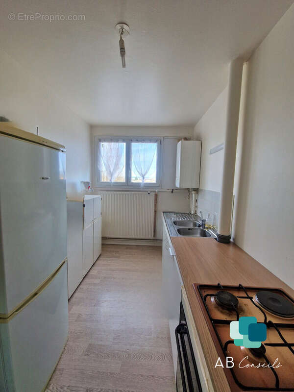 Appartement à SAINT-ETIENNE-DU-ROUVRAY
