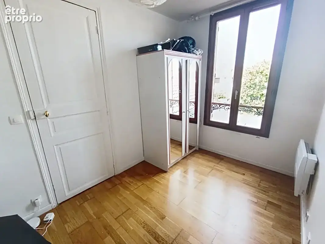 LIVRY-GARGAN limite Pavillons, Maison 126 m², 4 chambres, 4 stationnements + atelier - photo 12