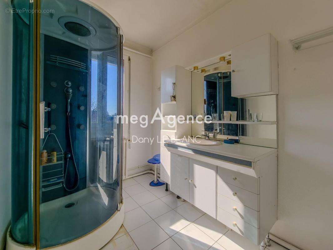 Maison à MAINVILLIERS