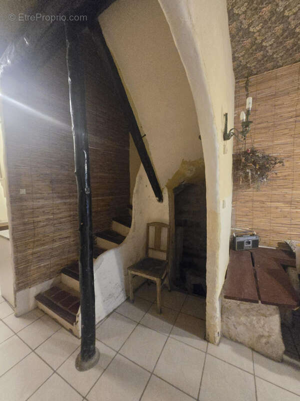 Maison à COURSAN