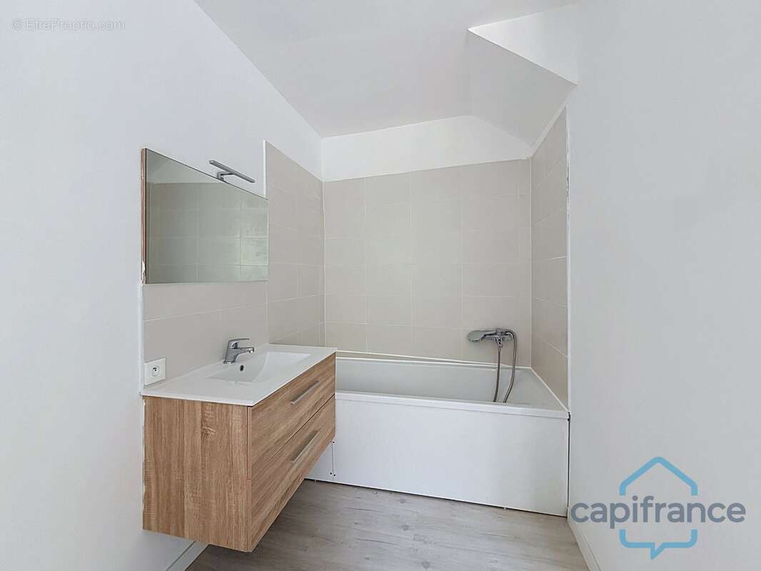 Maison à vendre avec 1 T4 de 80 m2 + 2 T2 de 36 m2 SAINT JEAN DU GARD (30)terrain environ 10719 m2 - photo 13