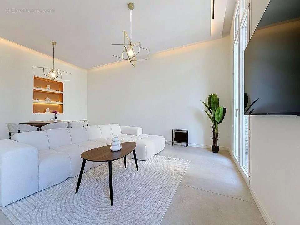Cannes "croisette" - 3p 100m² - photo 5