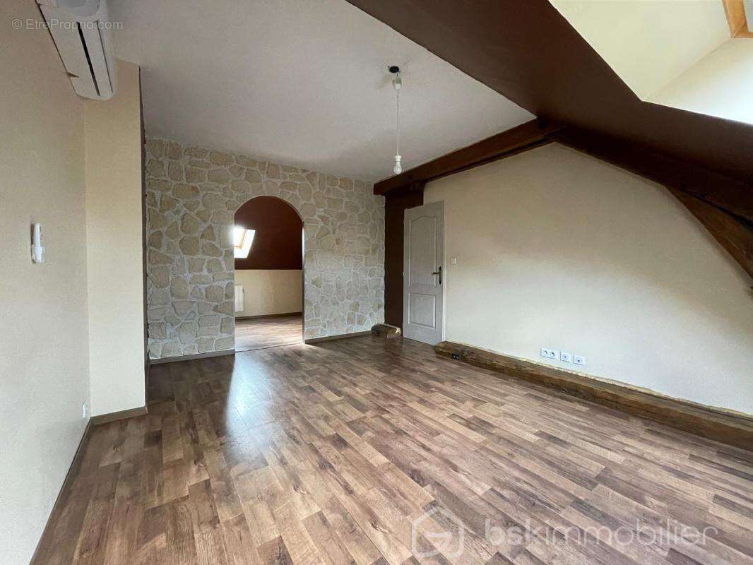 Maison d'habitation avec terrains constructibles - photo 8