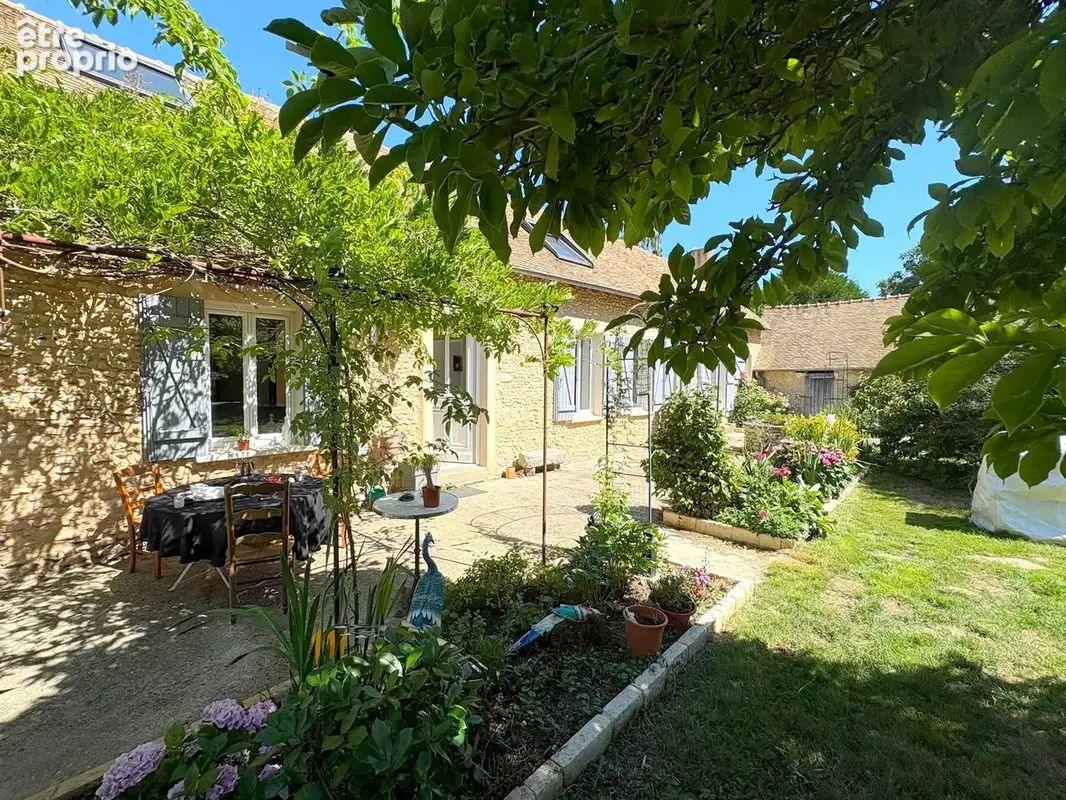 Photo Maison à Houdan au prix de 630 000€
