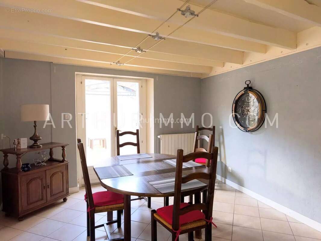 Maison à VOCANCE