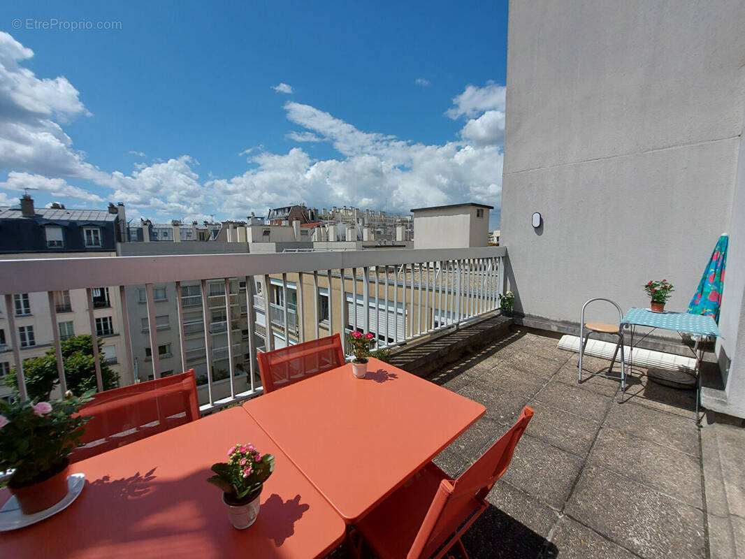 Appartement à PARIS-20E