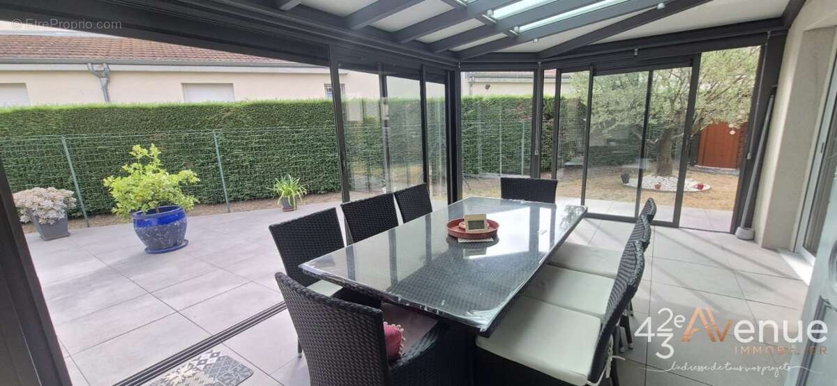 Maison 107 m² à Saint-Etienne  - photo 7