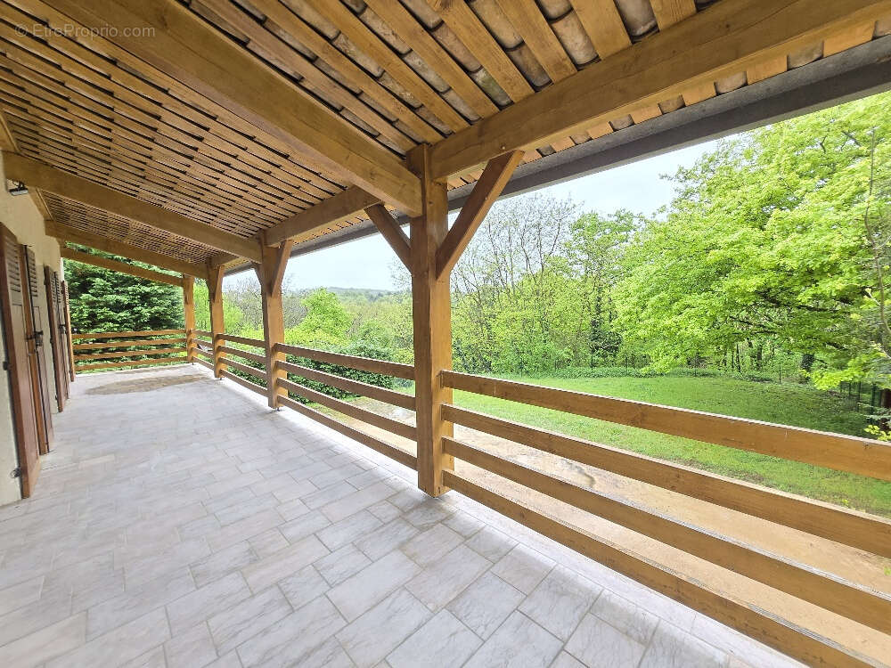 Maison à FRANCHEVILLE