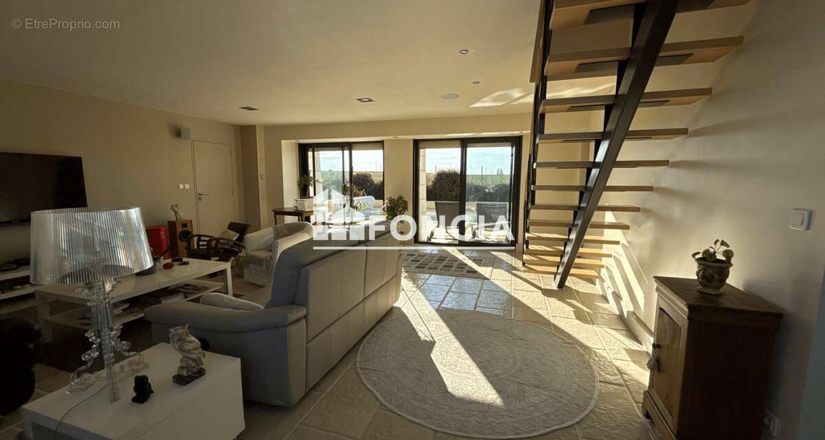 Maison à SAINT-EPAIN