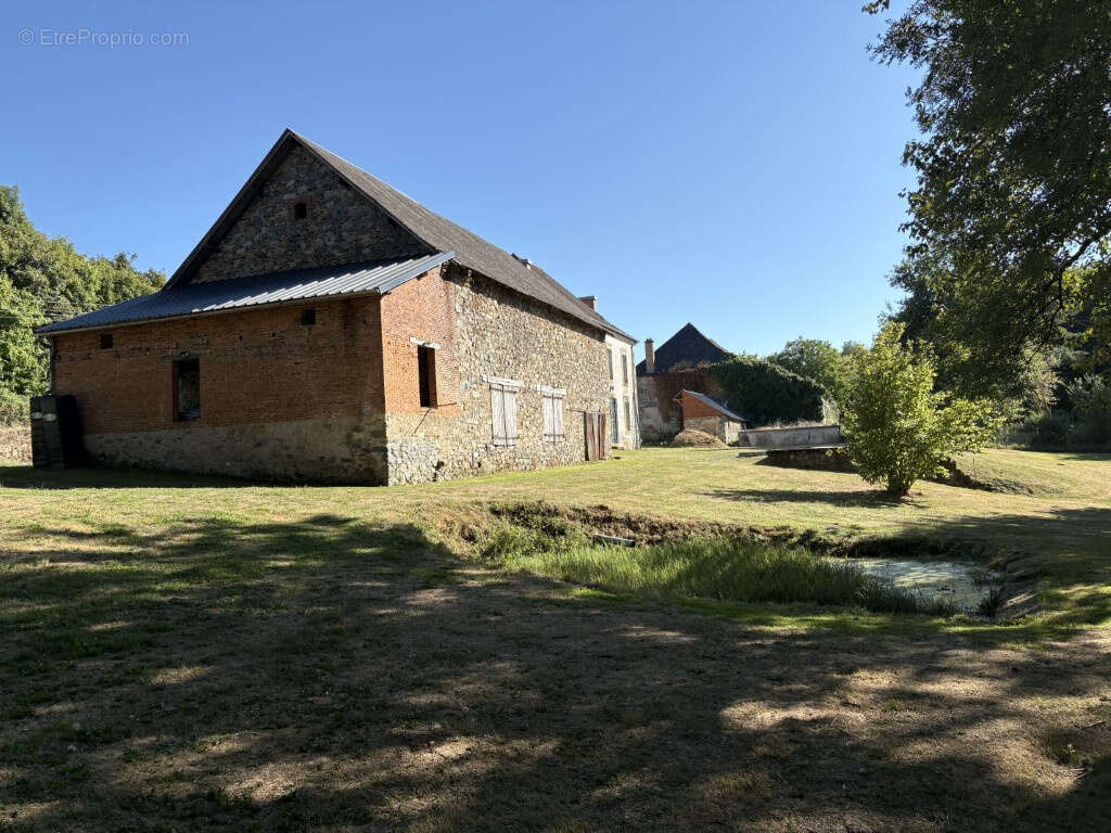Maison à SAINT-JULIEN-LE-VENDOMOIS