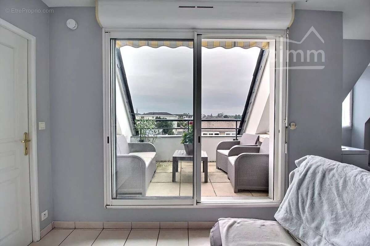 Appartement à BALLAN-MIRE