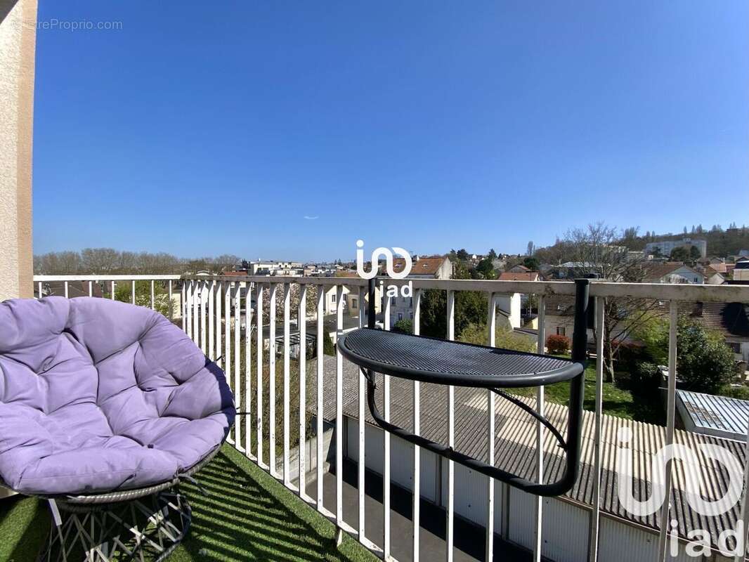 Photo 4 - Appartement à LIVRY-GARGAN