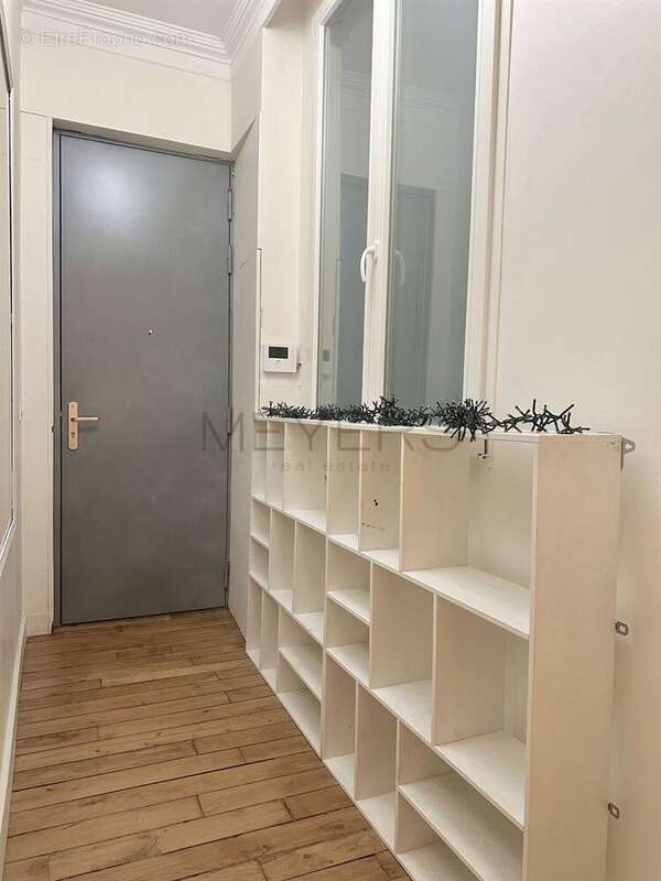 Appartement à NEUILLY-SUR-SEINE