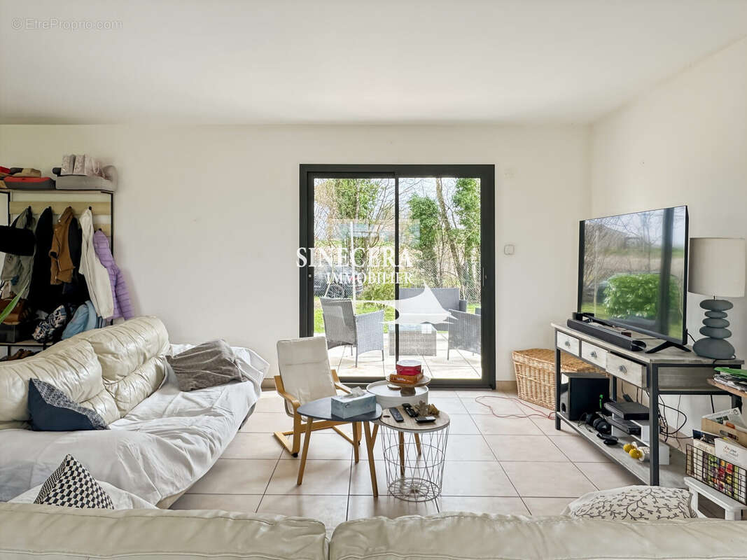 Maison 220 m² à Villetoureix  - photo 2