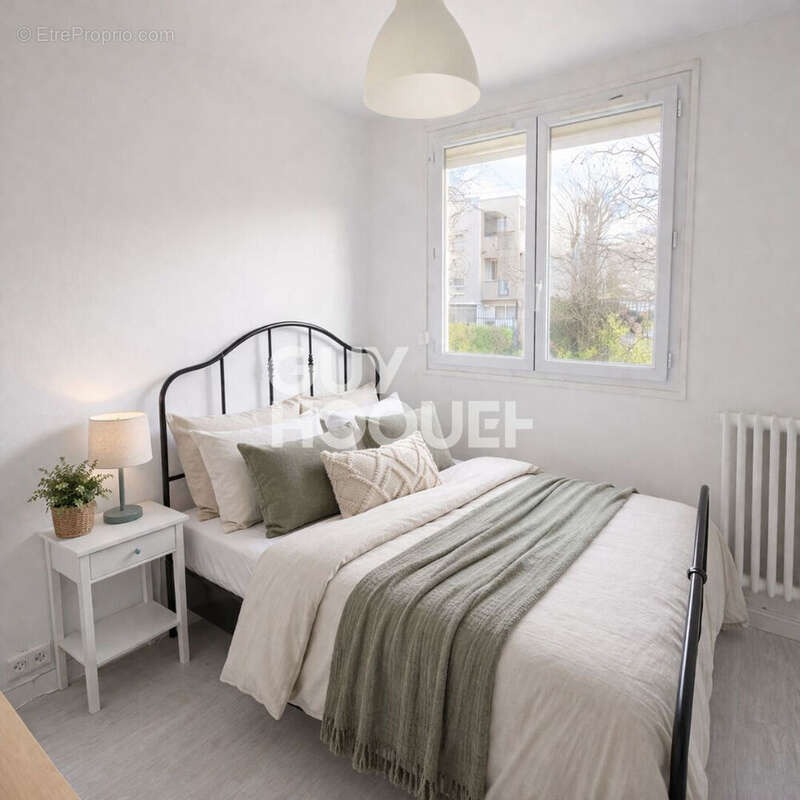 Appartement à AUBERVILLIERS