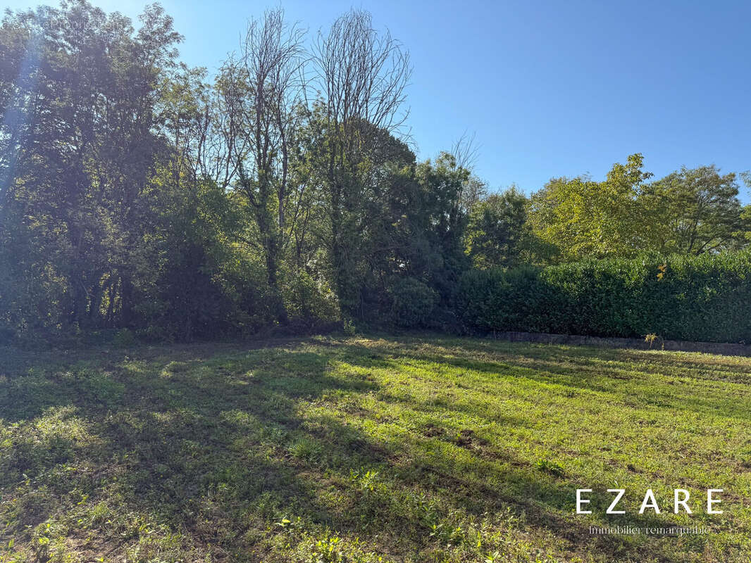 Terrain à COUTERNON