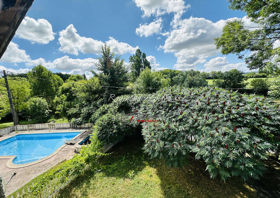 Charmante maison en pierre du XVIe siècle en Dordogne - photo 2