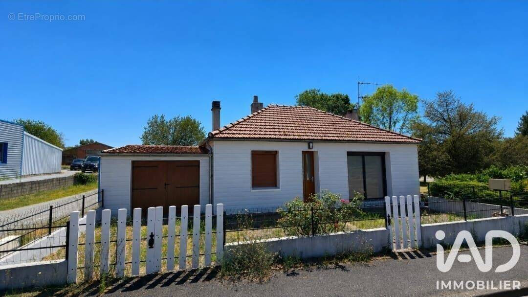Photo 1 - Maison à L'ISLE-JOURDAIN