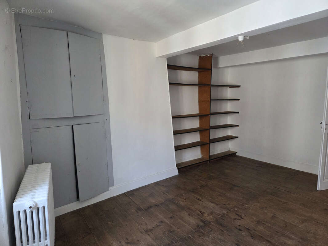 Maison à LES CABANNES