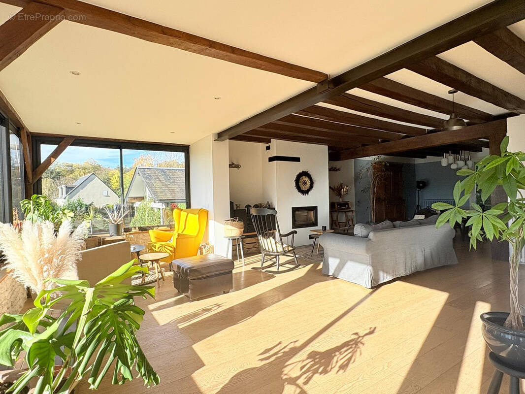 Maison à ROCHECORBON